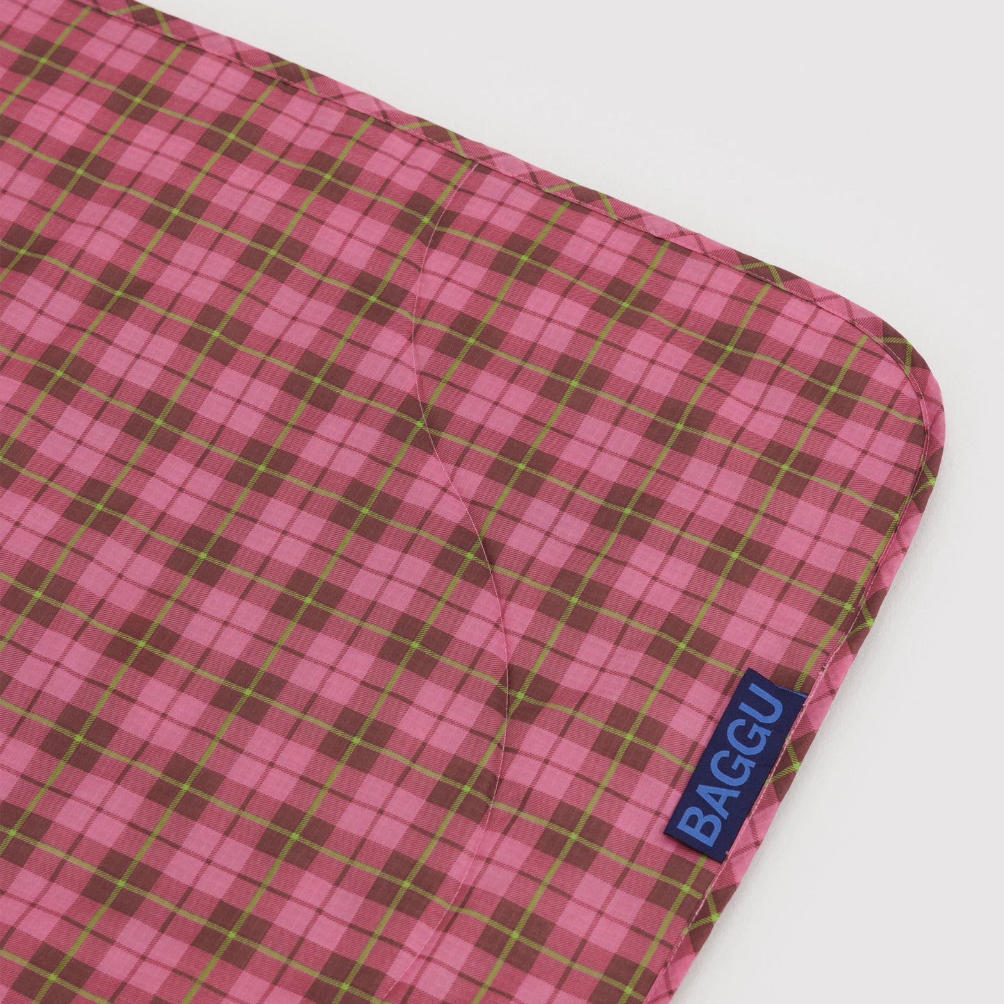 BAGGU Puffy Picnic Blanket: Azalea Pink Tartan