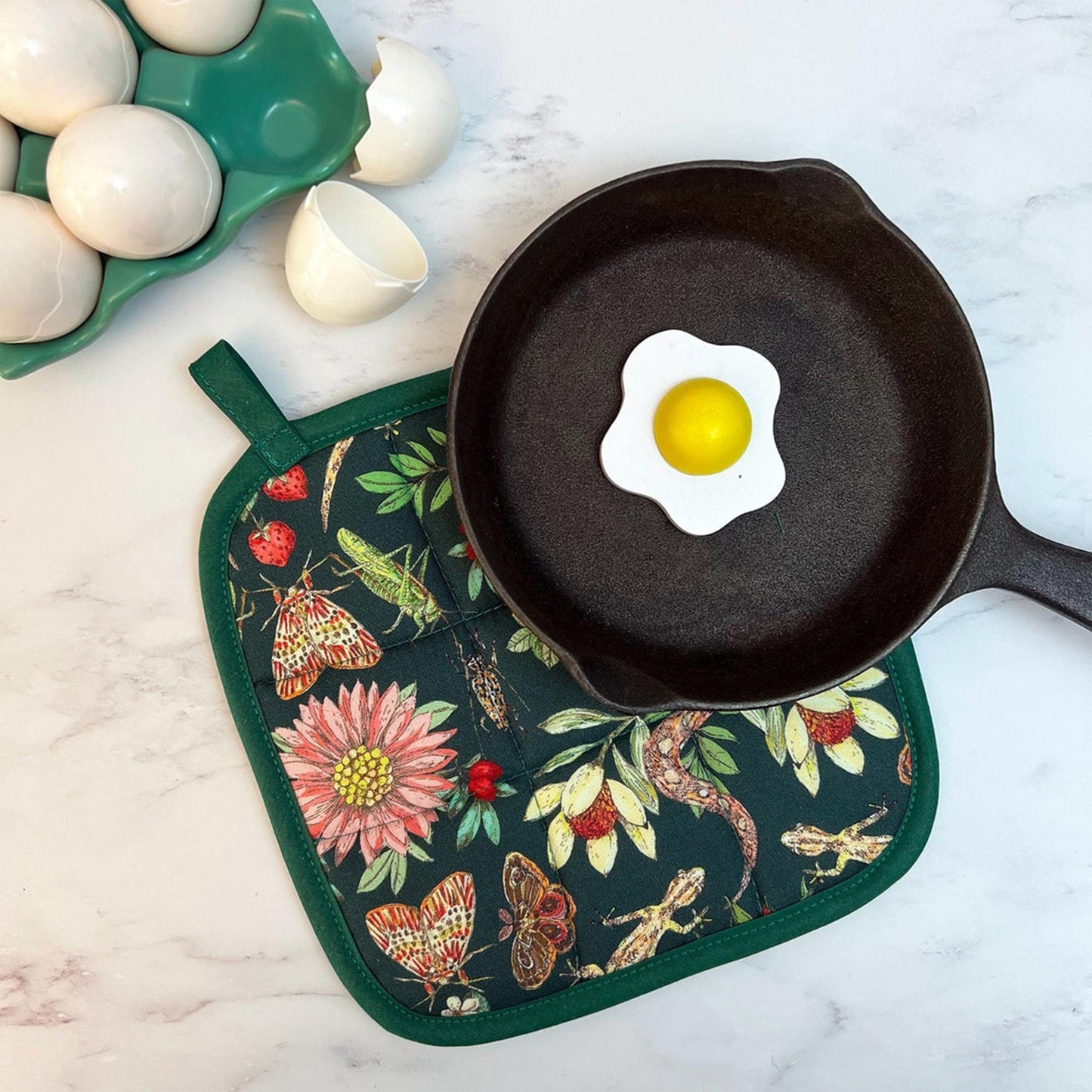 Collisionware Pot Holder