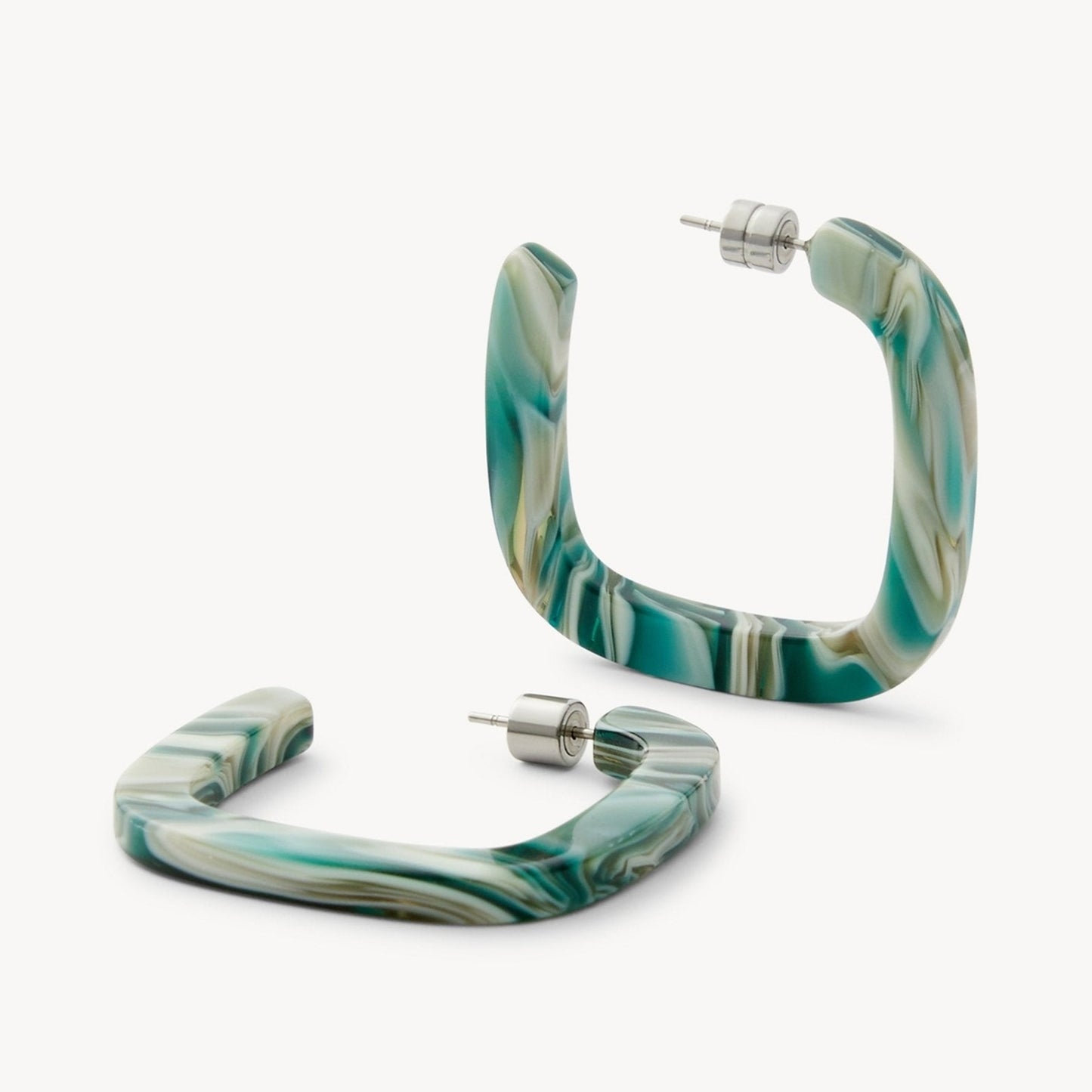 Midi Square Hoops in Stromanthe