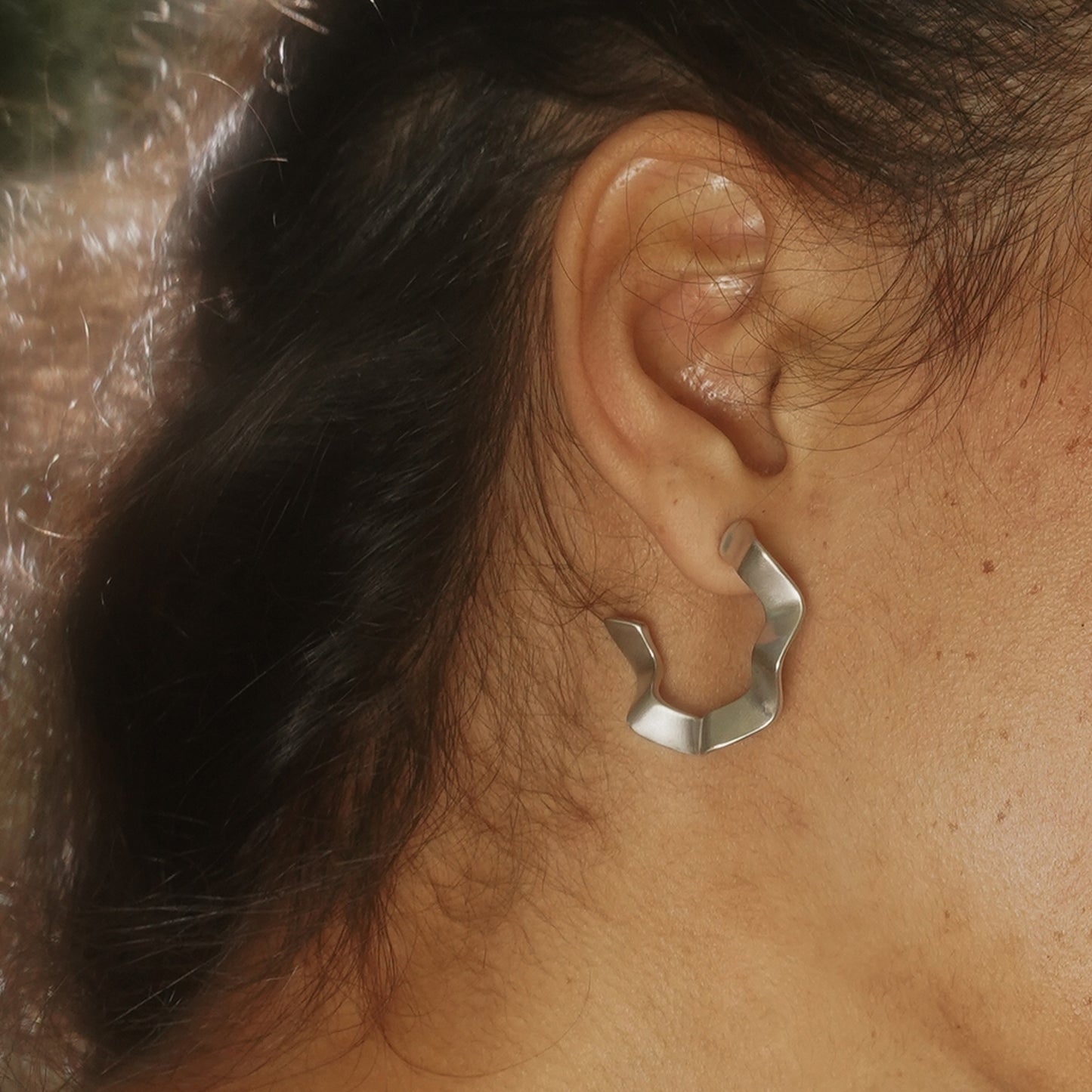 Ruffle Hoops in Silver