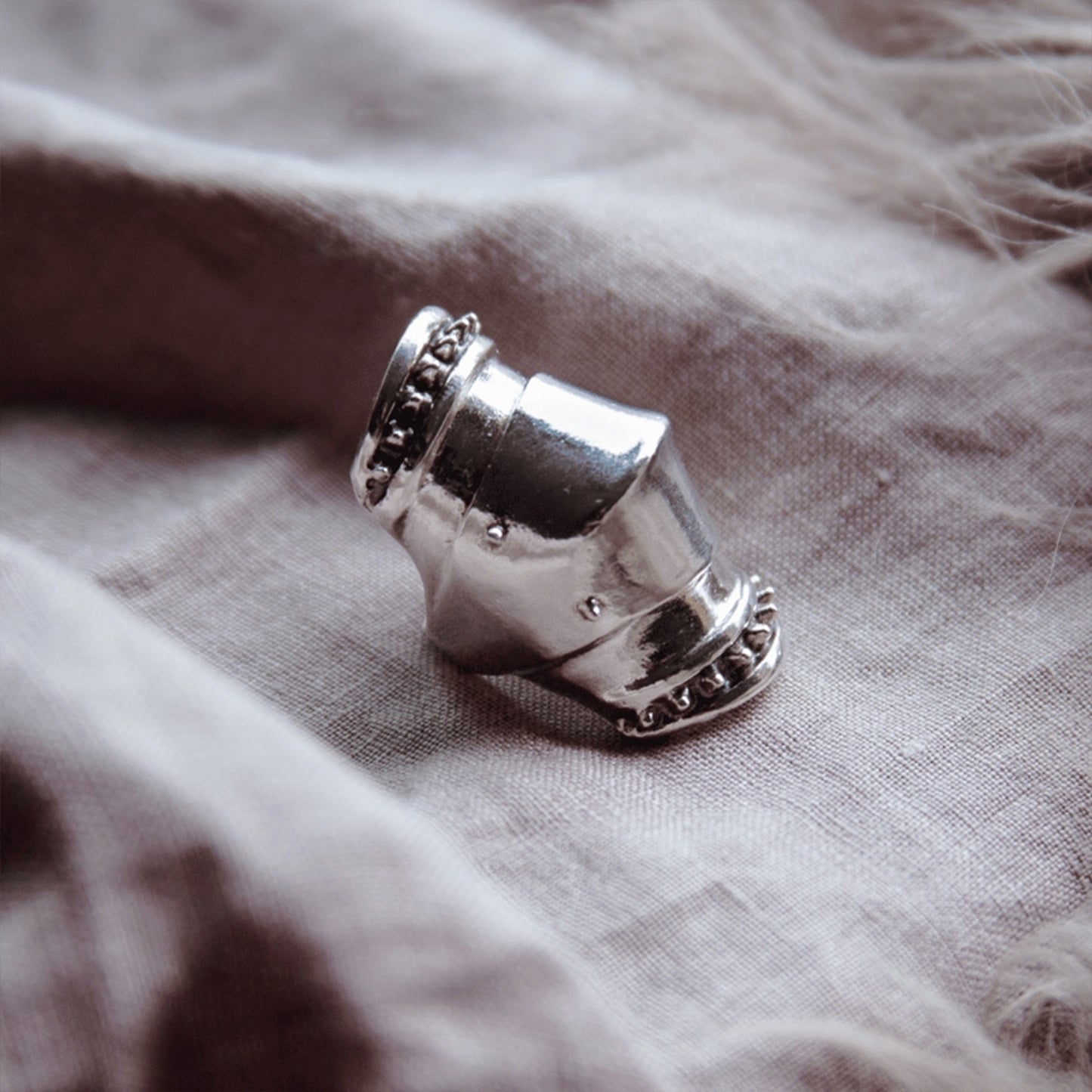 The d'Arc Ring