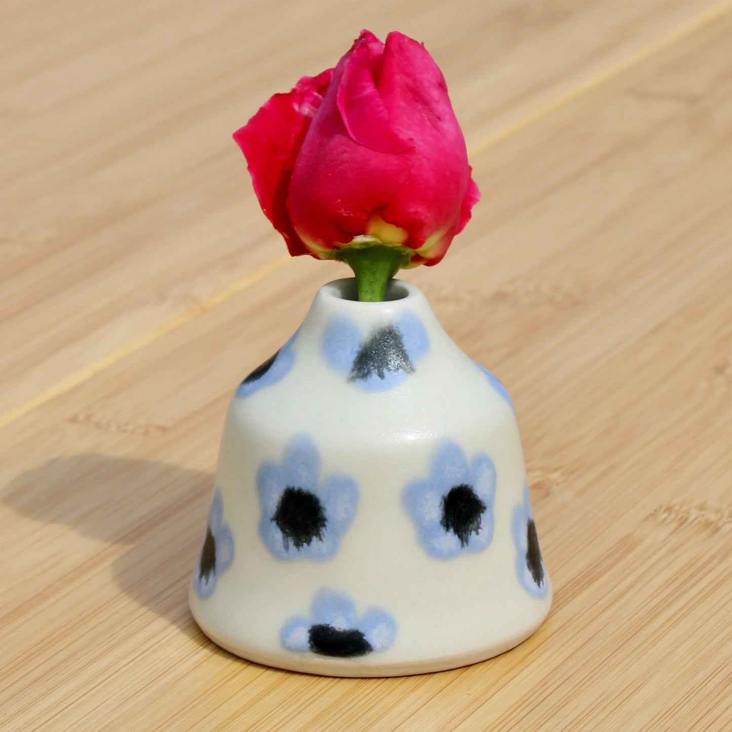 Flora Desk Friend in Periwinkle