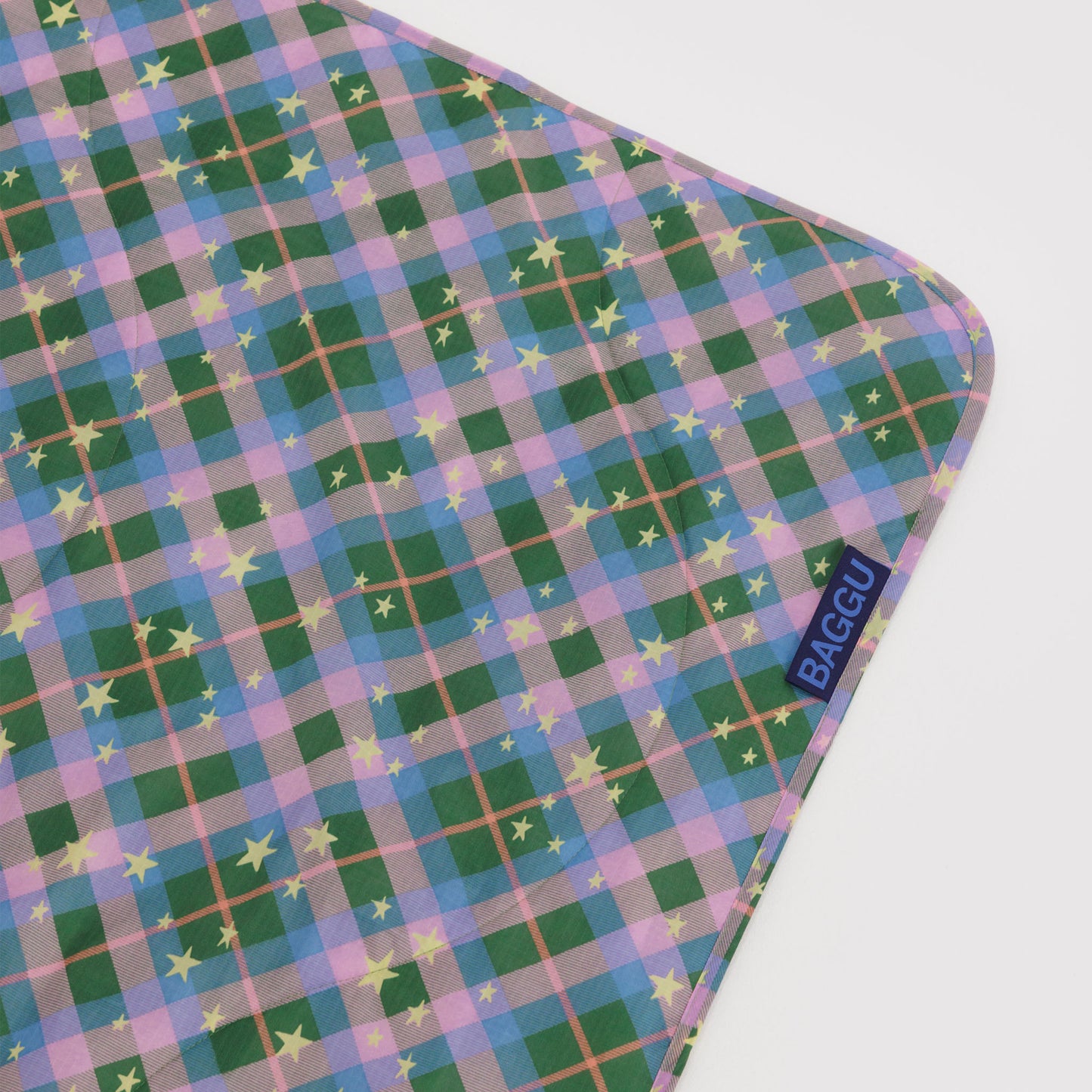 BAGGU Puffy Picnic Blanket: Green Star Plaid