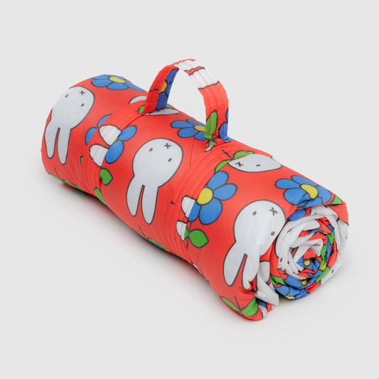BAGGU Puffy Picnic Blanket: Flower Miffy