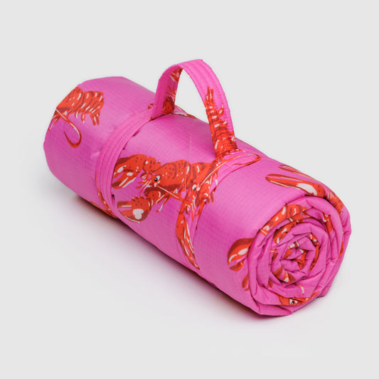 BAGGU Puffy Picnic Blanket: Pink Lobster
