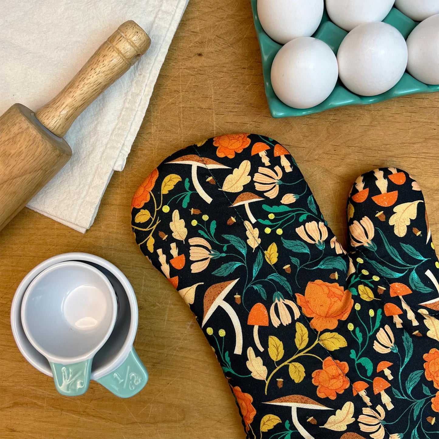 Collisionware Oven Mitt