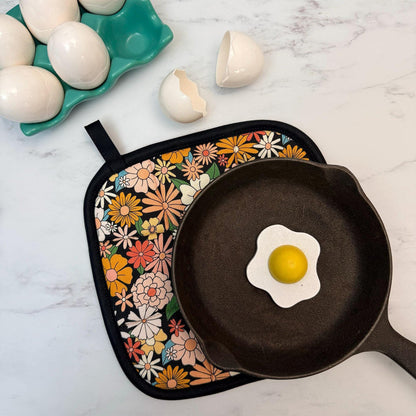 Collisionware Pot Holder