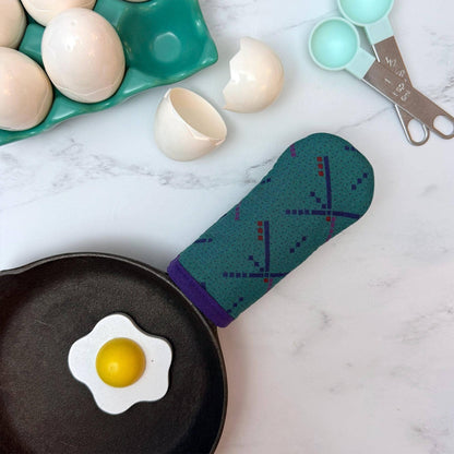 Collisionware Skillet Mitt