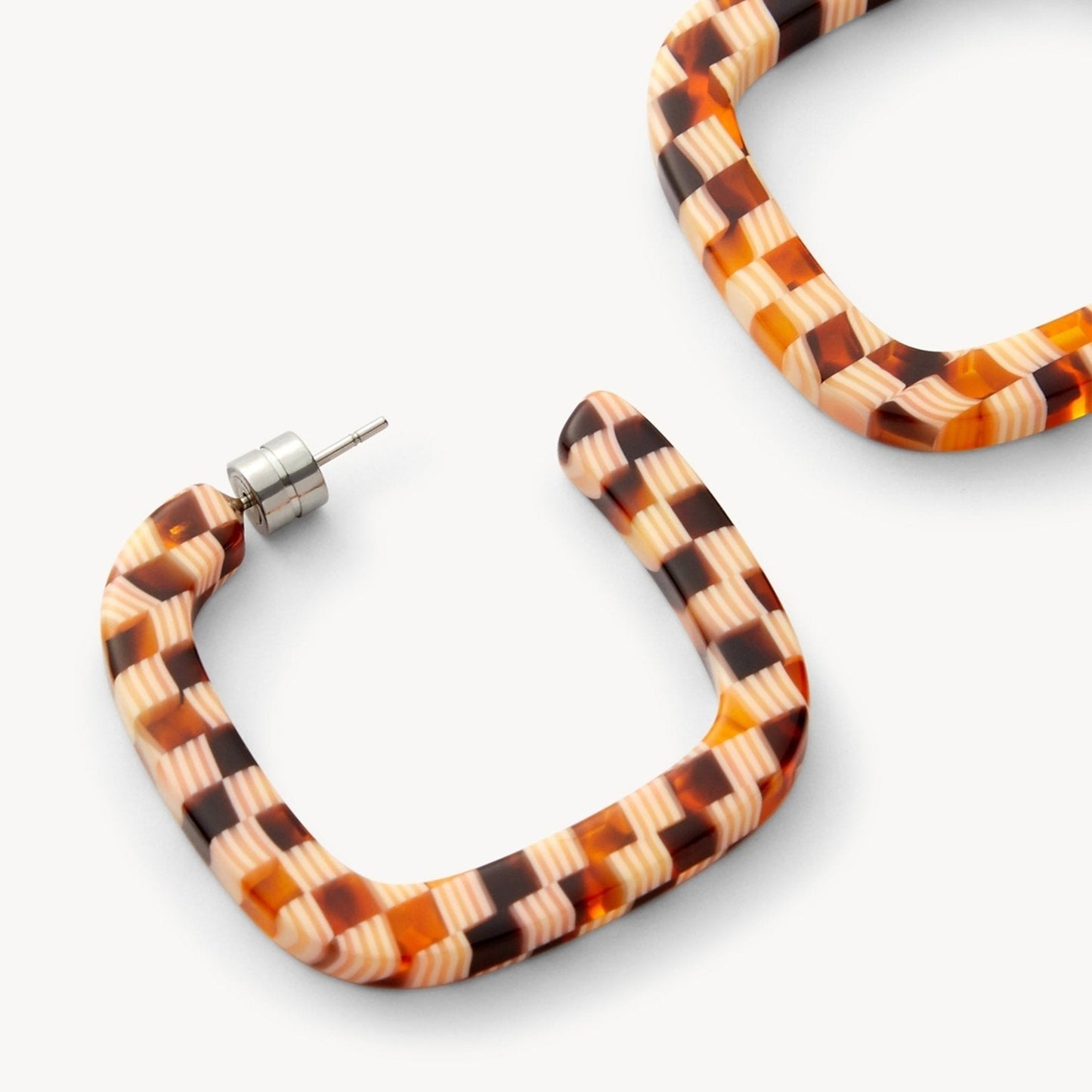 Midi Square Hoops in Tortoise Checker