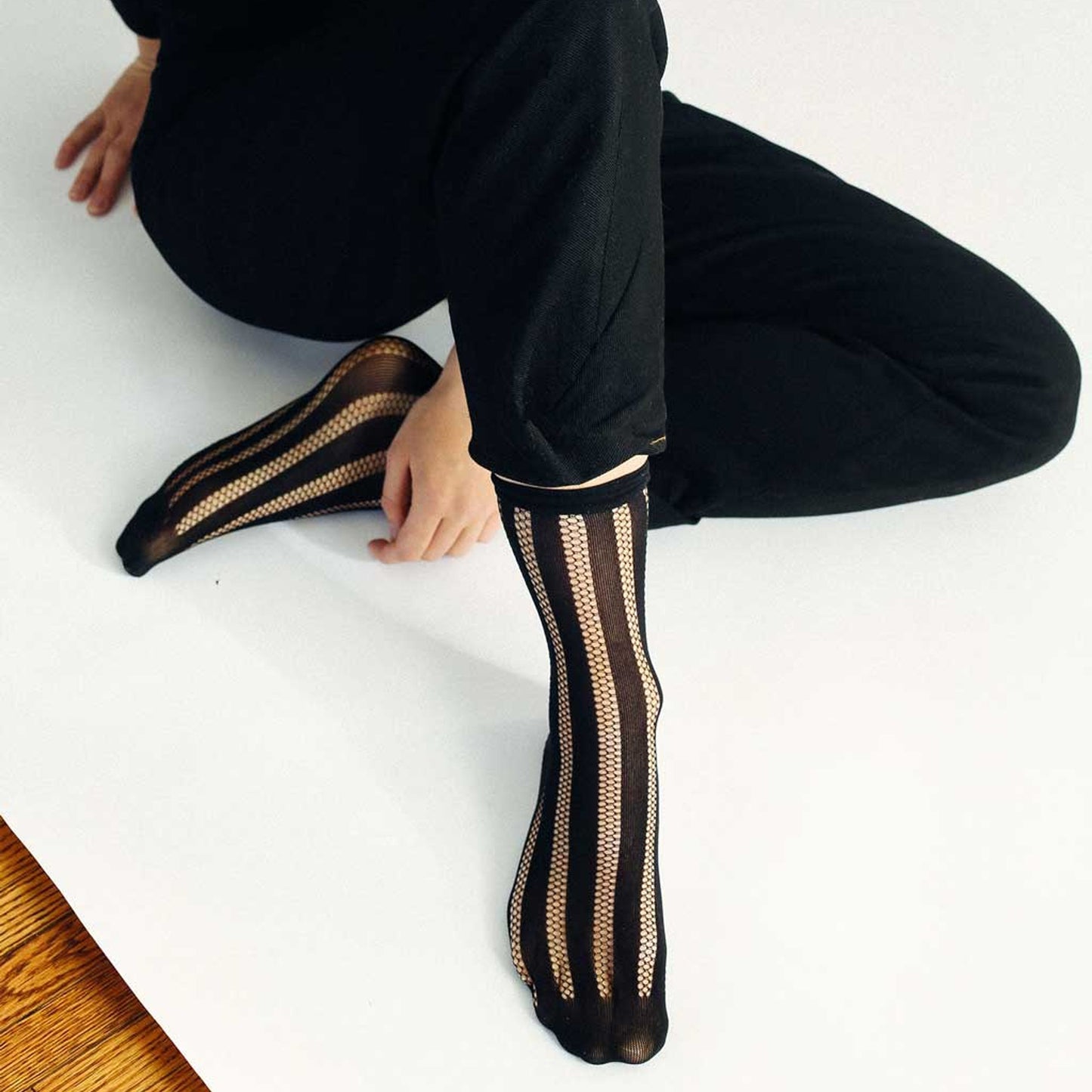 Black Stripe Reseau Fishnet Ankle Sock