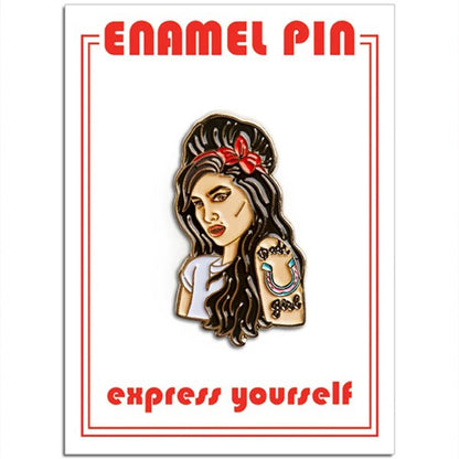 Amy Winehouse Pin